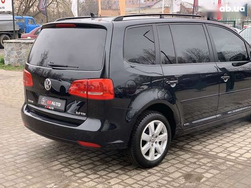 Volkswagen Touran 2011 - фото 16