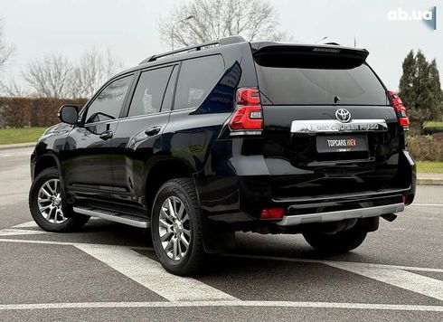 Toyota Land Cruiser Prado 2020 - фото 8