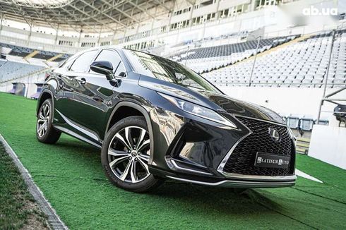 Lexus RX 2020 - фото 24