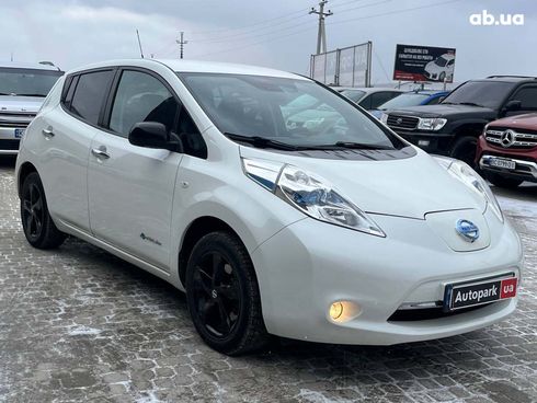 Nissan Leaf 2017 белый - фото 3