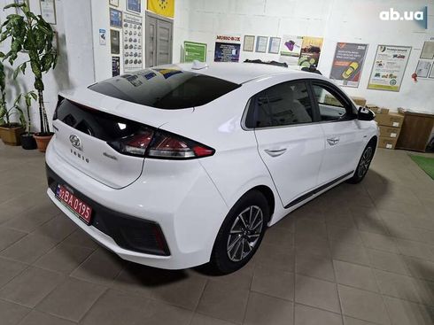 Hyundai Ioniq 2019 - фото 6