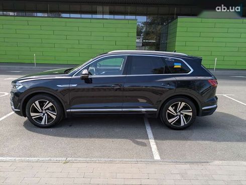 Volkswagen Touareg 2019 - фото 4