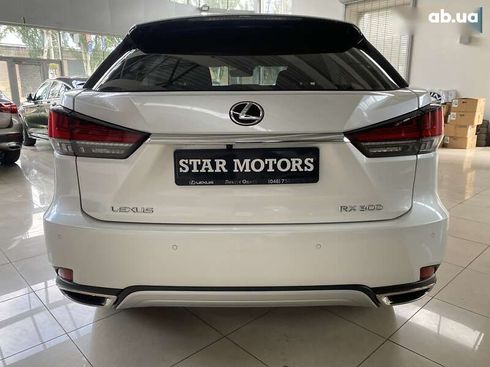 Lexus RX 2021 - фото 13