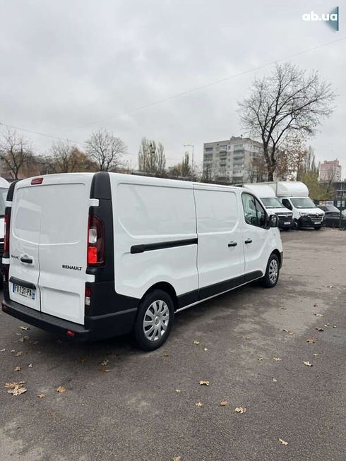 Renault Trafic 2021 - фото 9