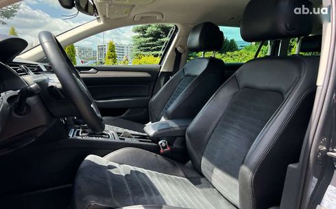Volkswagen Passat 2016 - фото 14