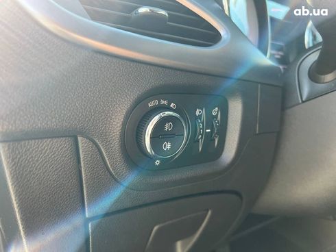 Opel Astra K Hatchback 2017 черный - фото 16