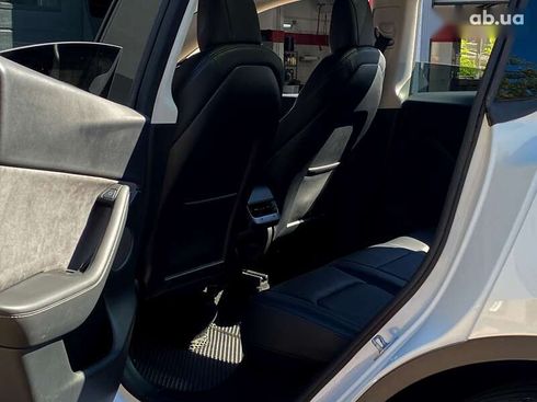 Tesla Model Y 2023 - фото 14