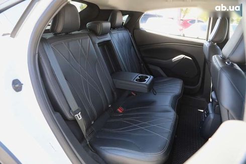 Ford Mustang Mach-E 2021 - фото 10