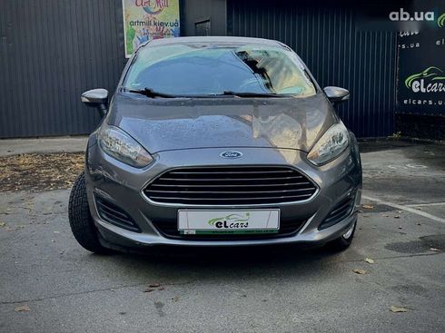 Ford Fiesta 2014 - фото 3