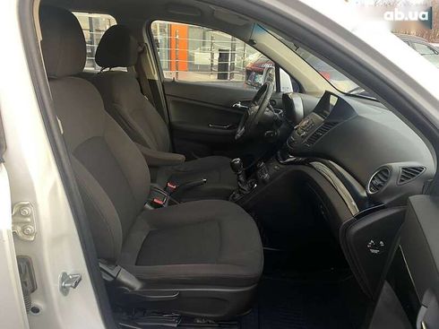 Chevrolet Orlando 2012 - фото 19