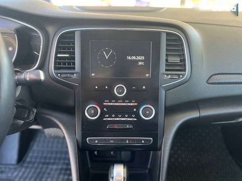 Renault Megane 2017 - фото 18
