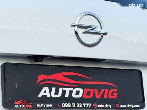 Opel Insignia 2022 - фото 26