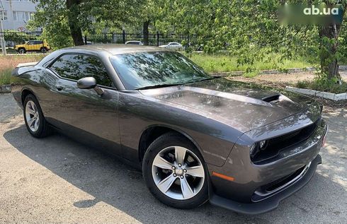 Dodge Challenger 2020 - фото 17