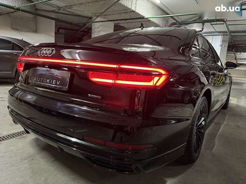 Audi A8 2021 - фото 12