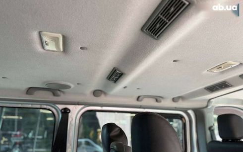 Renault Trafic 2012 - фото 17