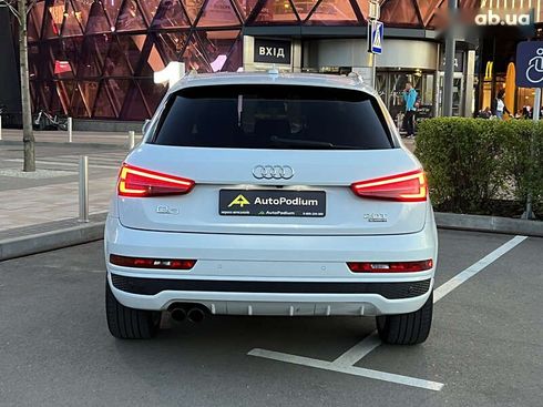 Audi Q3 2017 - фото 9