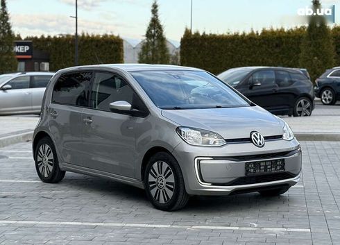 Volkswagen e-Up 2017 - фото 3