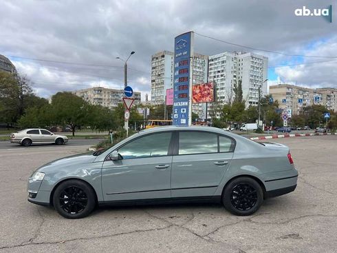 Volkswagen Passat 2009 - фото 7