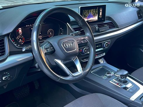 Audi Q5 2017 черный - фото 24