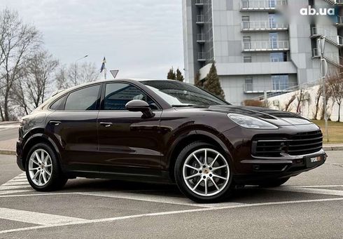 Porsche Cayenne Coupe 2021 - фото 18