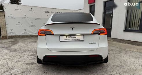 Tesla Model Y 2021 - фото 9