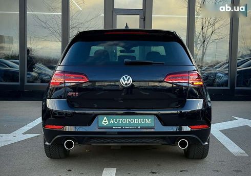 Volkswagen Golf GTI 2020 - фото 10