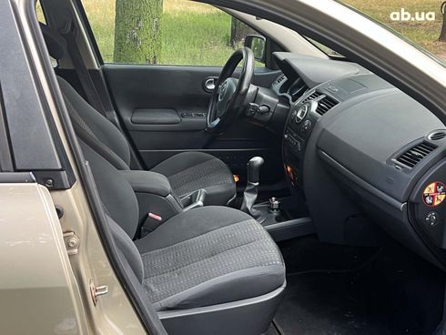 Renault Megane 2006 бежевый - фото 19