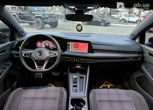 Volkswagen Golf GTI 2021 - фото 14