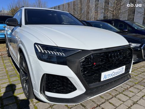 Audi RS Q8 2021 - фото 4