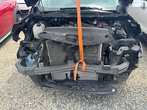 Ford Edge 2023 - фото 18