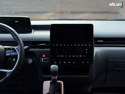 Hyundai Staria 2023 - фото 25
