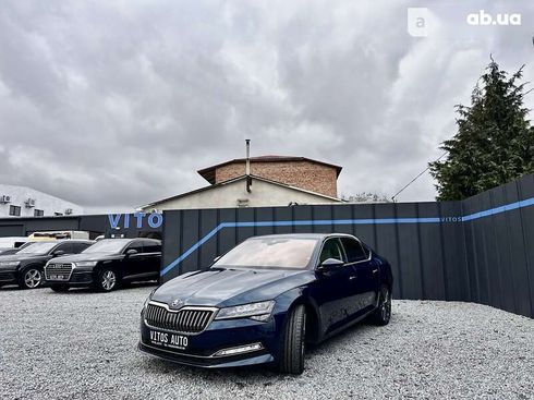 Skoda Superb 2019 - фото 14