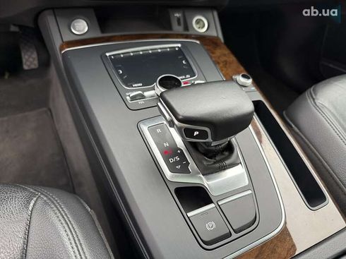 Audi Q5 2018 - фото 24