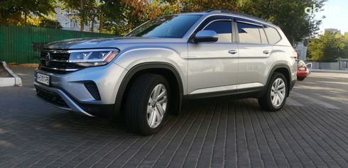 Volkswagen Atlas 2021 серый - фото 18