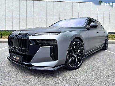 BMW i7 2022 - фото 5