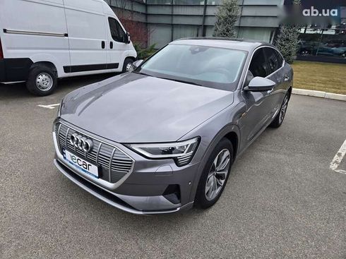 Audi E-Tron 2021 - фото 3
