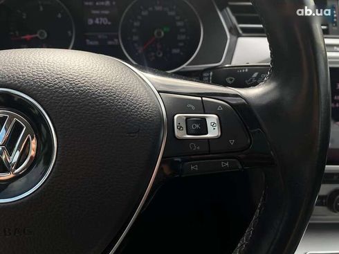 Volkswagen Passat 2017 - фото 23
