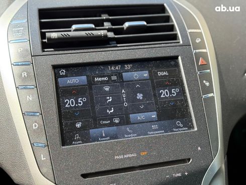 Lincoln MKZ 2013 серый - фото 30