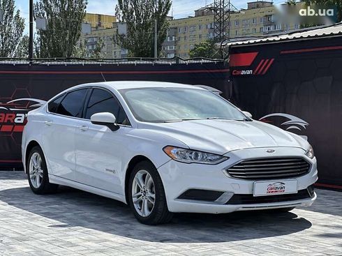 Ford Fusion 2018 - фото 13