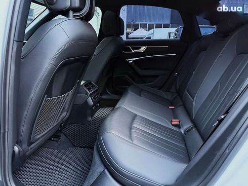 Audi A6 2020 - фото 30