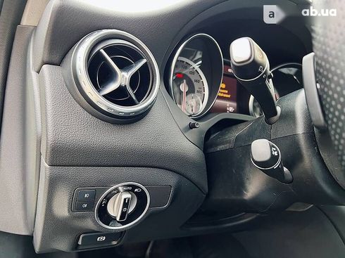 Mercedes-Benz GLA 250 2015 - фото 11