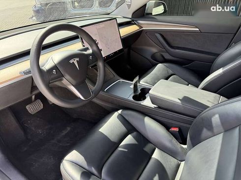 Tesla Model 3 2021 - фото 5