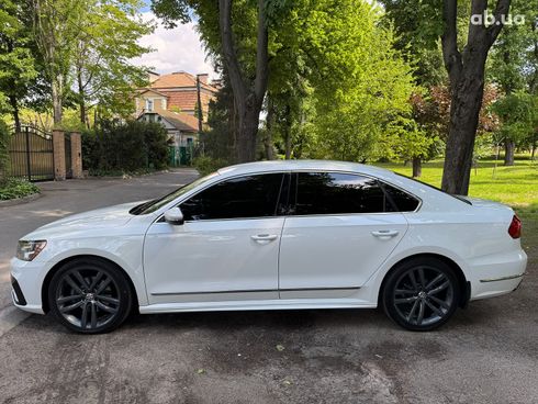 Volkswagen passat b7 2016 белый - фото 6