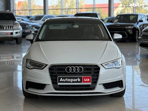 Audi A3 2014 белый - фото 2