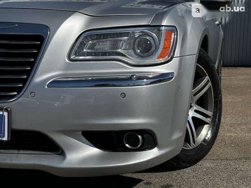 Chrysler 300C 2012 - фото 8