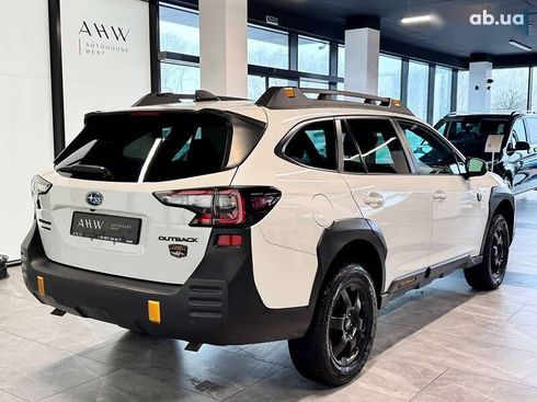 Subaru Outback 2021 - фото 17