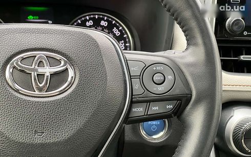 Toyota RAV4 2021 - фото 13
