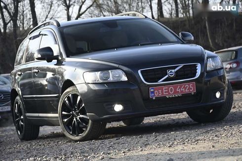 Volvo V50 2010 - фото 2