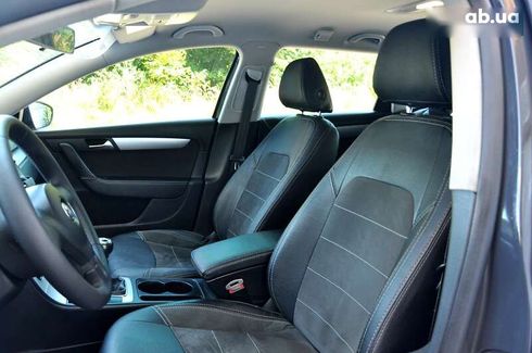 Volkswagen Passat 2011 - фото 15