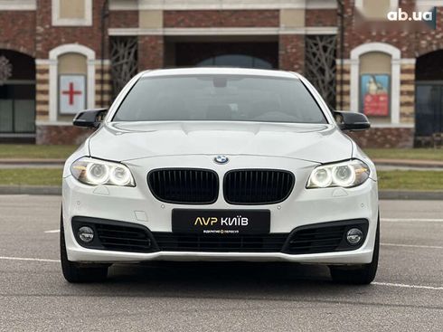 BMW 5 серия 2016 - фото 3